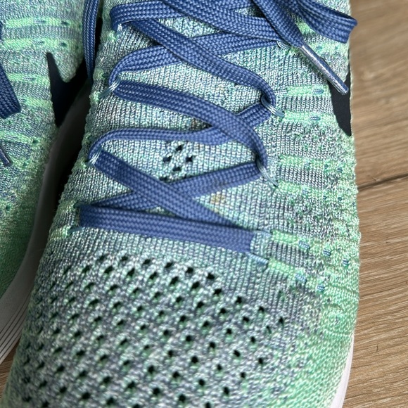 Nike Lunarepic Low Flyknit 2 Women's Size 8.5 Running TF bluemoon/vaporgreen - Picture 5 of 7